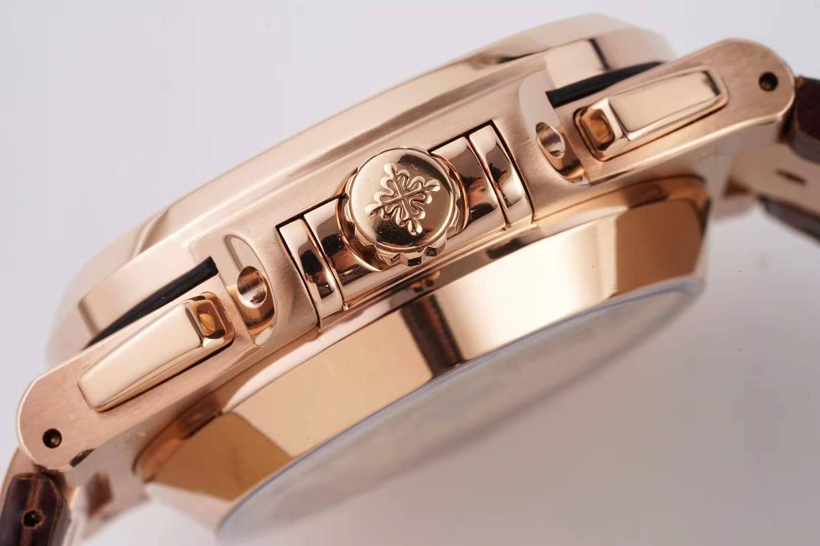 Nautilus Chronograph 5980/1R in Rose Gold on Brown Leather Strap