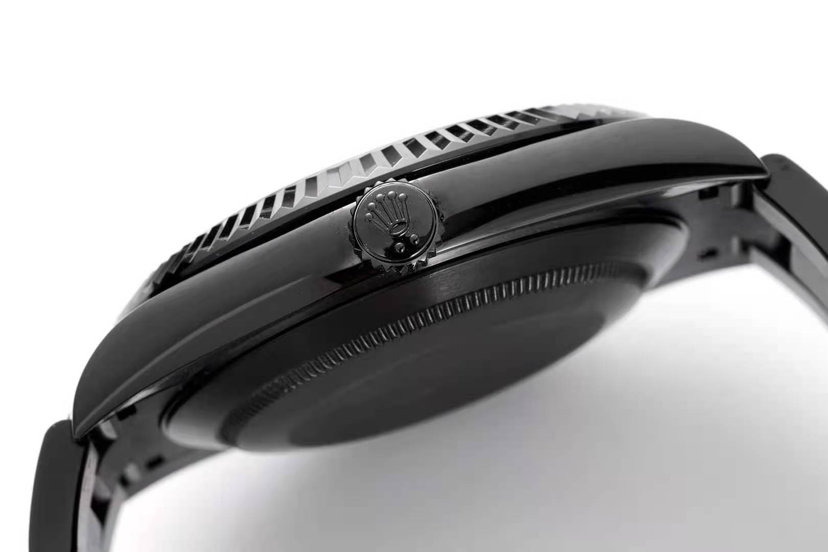 Datejust 41 Blue Dial with D1am0nd Markers in PVD Black