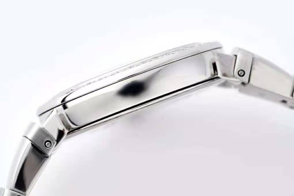 Lvcea Grey Dial in Steel with D1am0nd Bezel