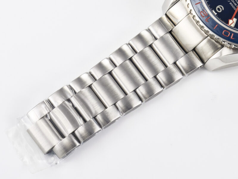 Planet Ocean 600M Co-Axial GMT 43.5mm VSF 1:1 Best Edition Blue Dial Blue Ceramic Bezel on SS Bracelet A8605 S*per Clone